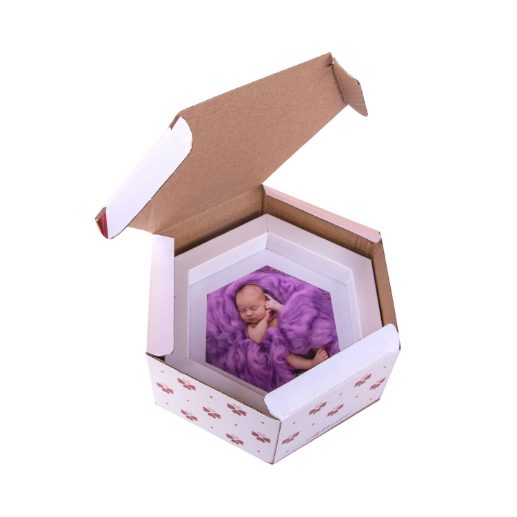 Altıgen Hediye Kutusu - 15x13x6,5cm - 3