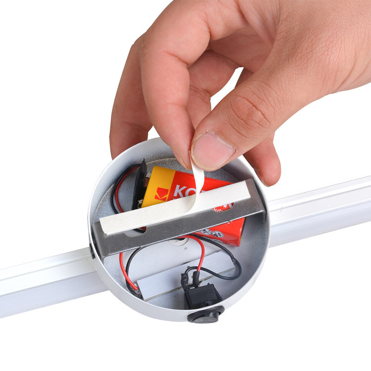 Beyaz Sensörlü Yapışkanlı Kablosuz Pilli Led Aplik - 4