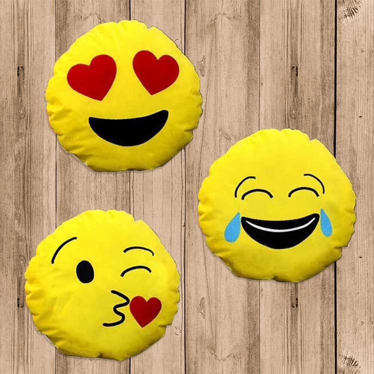 Yuvarlak Emojili Sarı Yastıklar