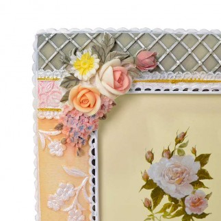 Flower Embossed Photo Frame 10x15 - Thumbnail