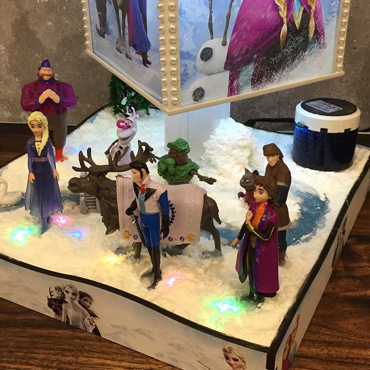 Frozen Tale Telling Terrarium Bedside Lamp - 7