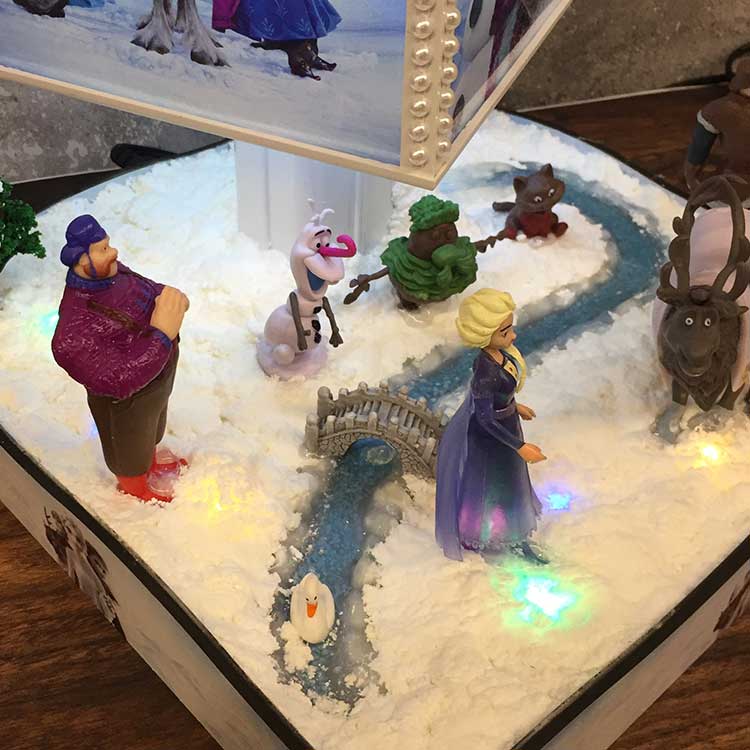 Frozen Tale Telling Terrarium Bedside Lamp