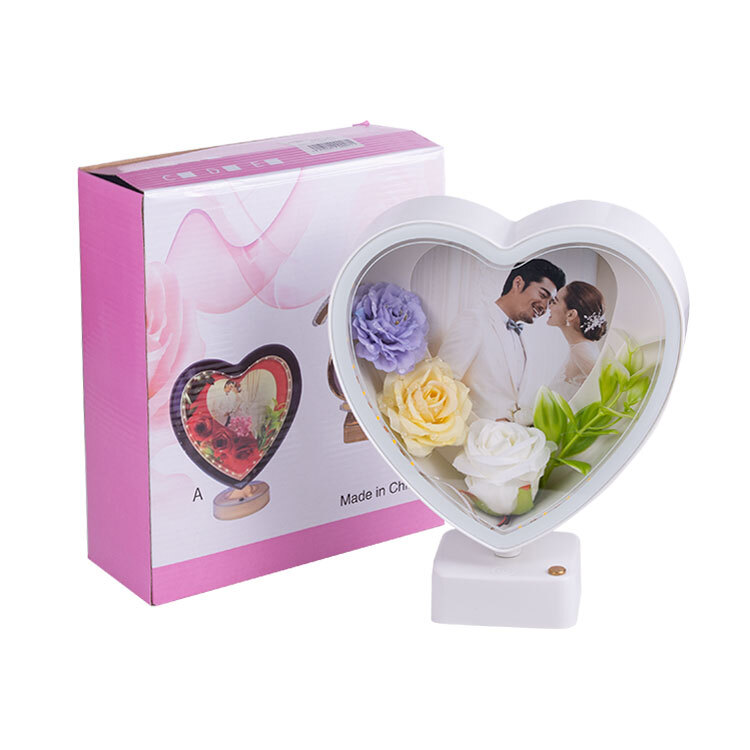 Güllü LED'li Kalp Abajur Çerçeve - 10