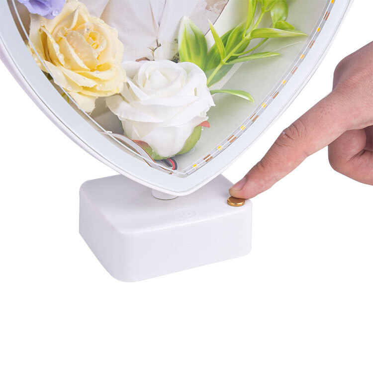 Güllü LED'li Kalp Abajur Çerçeve - 3