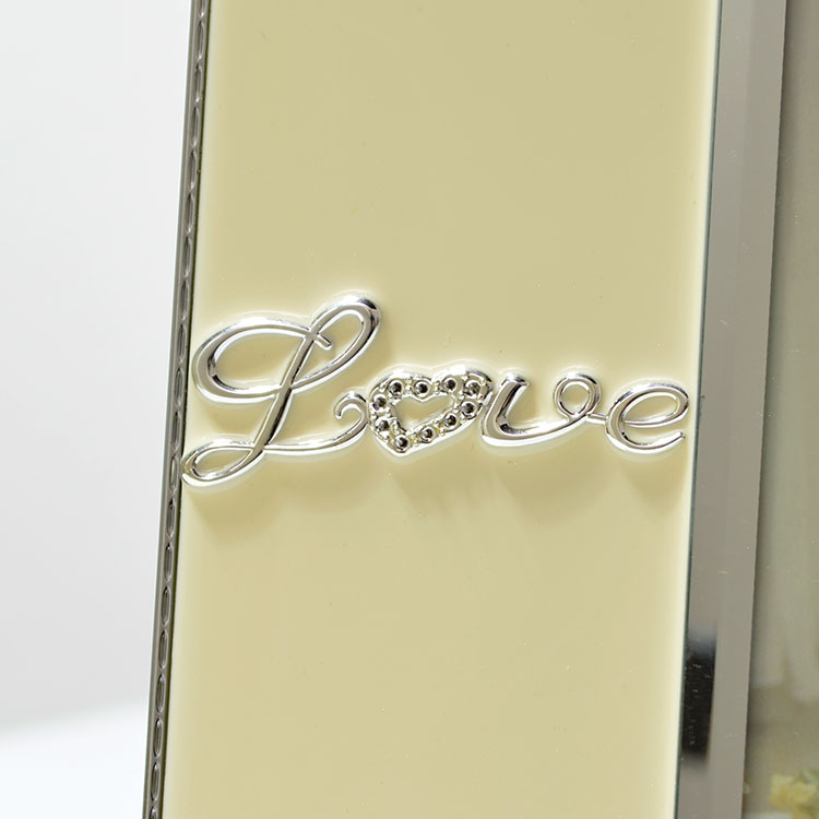 Love Desenli Fotoğraf Çerçevesi 20x25 - 2