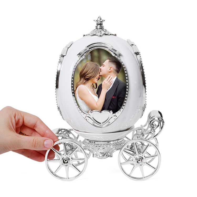 Pumpkin Carriage Photo Frame Music Box