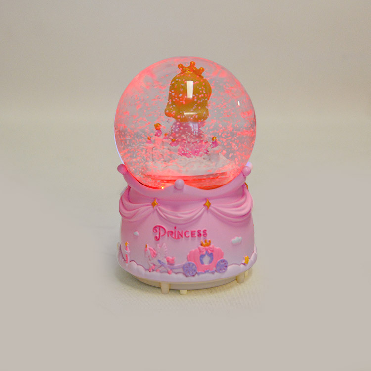 Renkli LED Işıklı Müzikli ve Hareketli Prenses Kar Küresi - 4