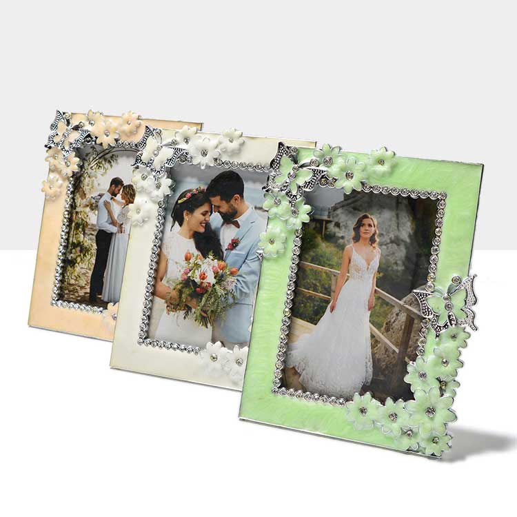 Kelebek ve Çiçek Detaylı 15x21 Modern Çerçeve - 1