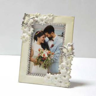 Kelebek ve Çiçek Detaylı 15x21 Modern Çerçeve - 4