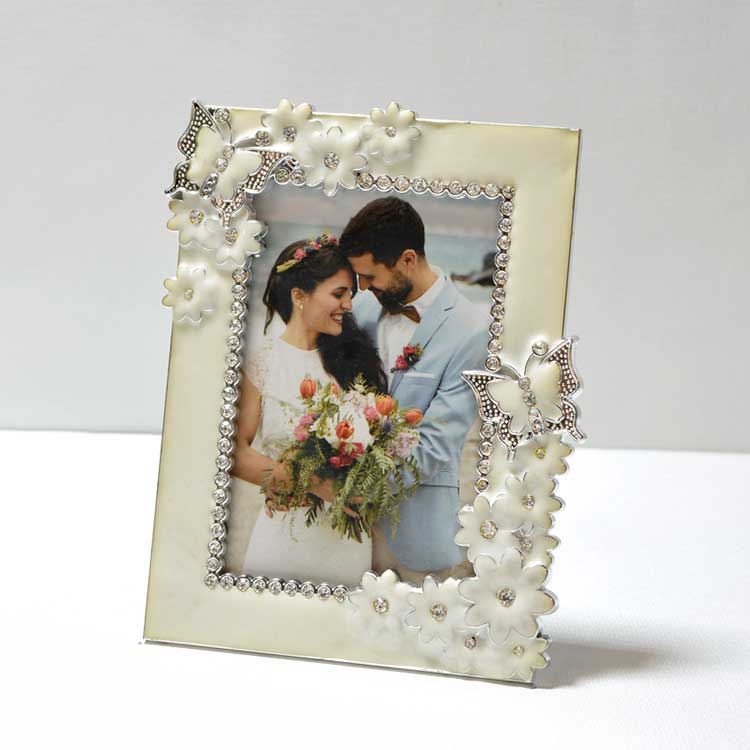 Kelebek ve Çiçek Detaylı 15x21 Modern Çerçeve - 4