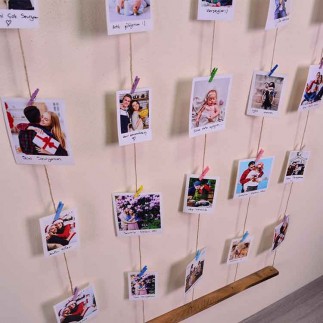 Wooden Multiple Photo Frame with String and Latch - 3