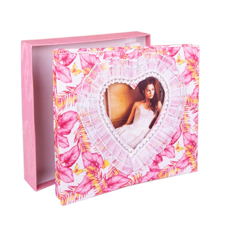 Yapışkanlı 20 Yaprak Kutulu Dantelli Fotoğraf Albümü - 22x25cm - 6